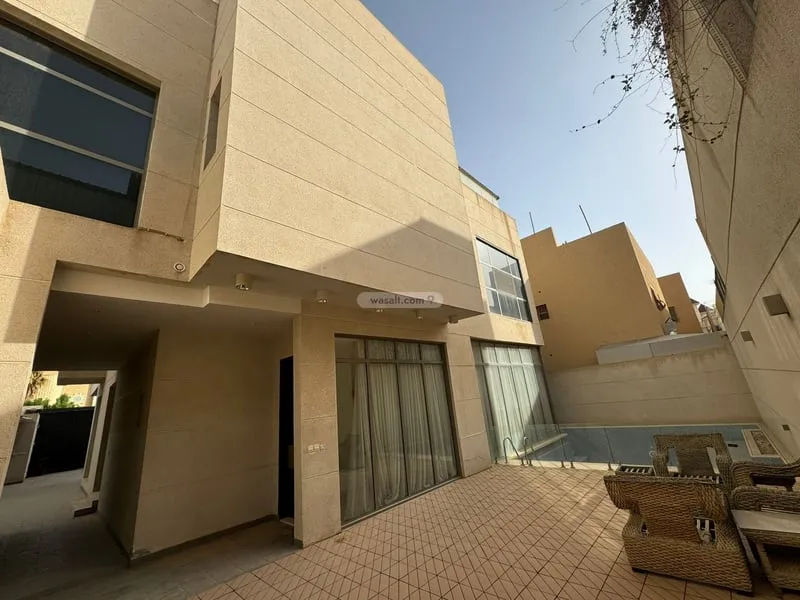 فيلا مودرن في حي الربيع